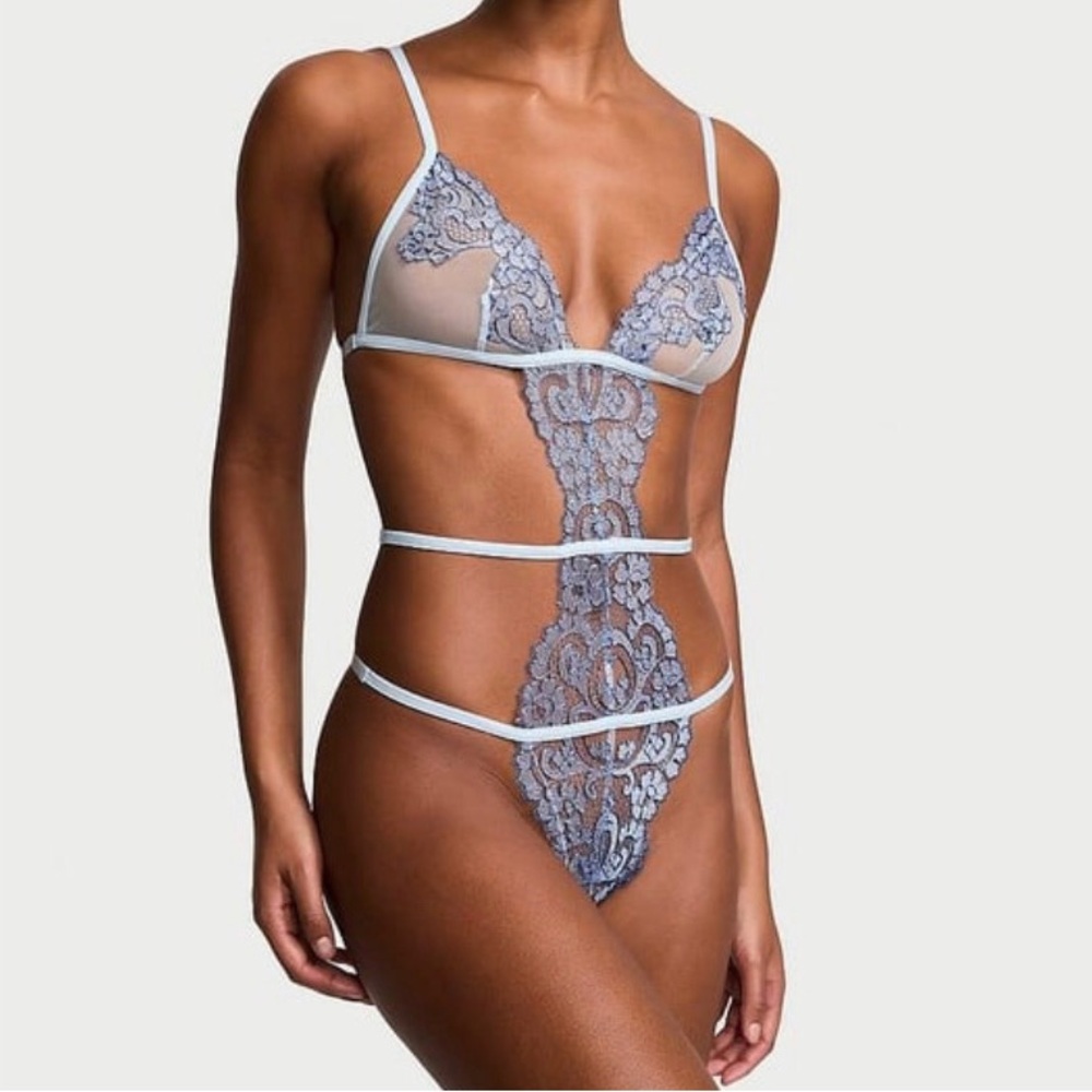 Victoria's Secret Light Blue Lace Strappy Teddy XL